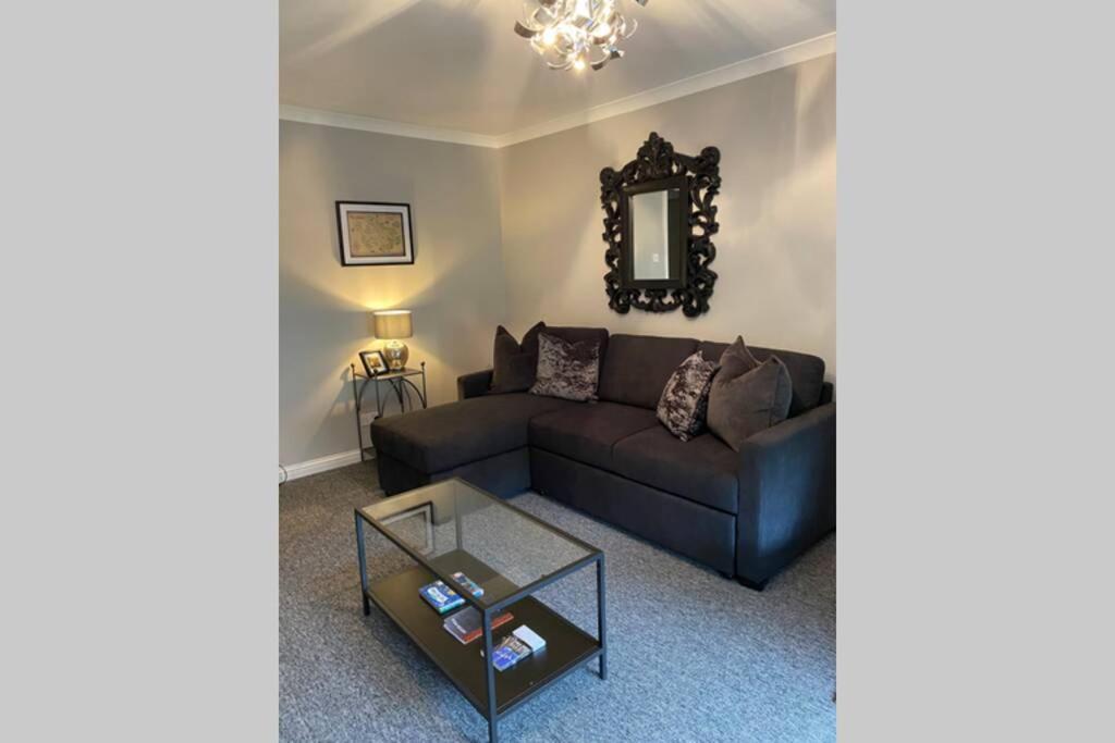 Peter Pan Apartment In The Heart Of Inverness Dalneigh Buitenkant foto